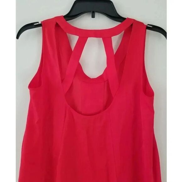 BCBGMAXAZRIA Tiiu Red Berry Silk Top with Open Bac - Picture 2 of 5